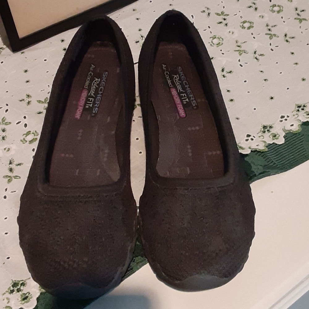 Skechers lace black ballet flat